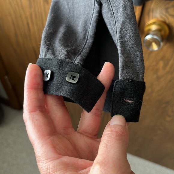 Ramblers Way lightweight button down wool top - Picture 3 of 7